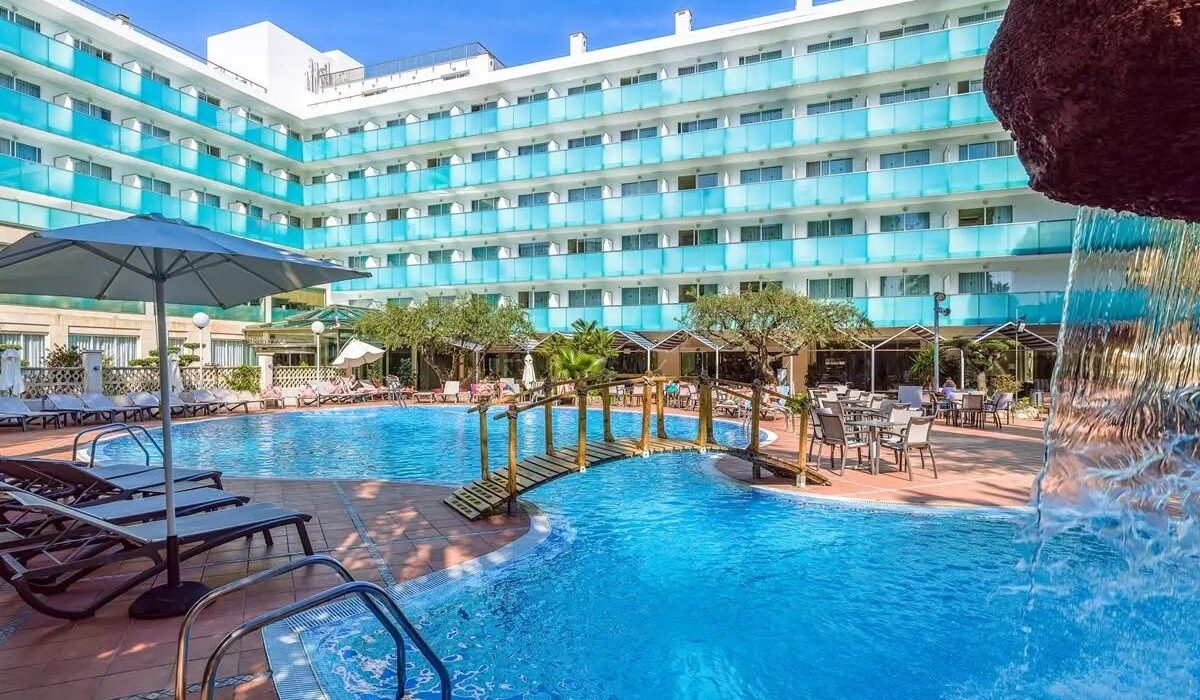 Spring 4* Salou Spain Short Break Offer - Image 1