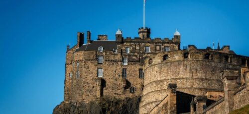 Visit the Christmas Markets in Edinburgh Scotland