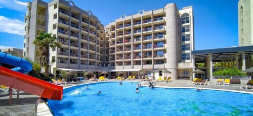 LAST MIN SUMMER SALOU FAMILY DEAL
