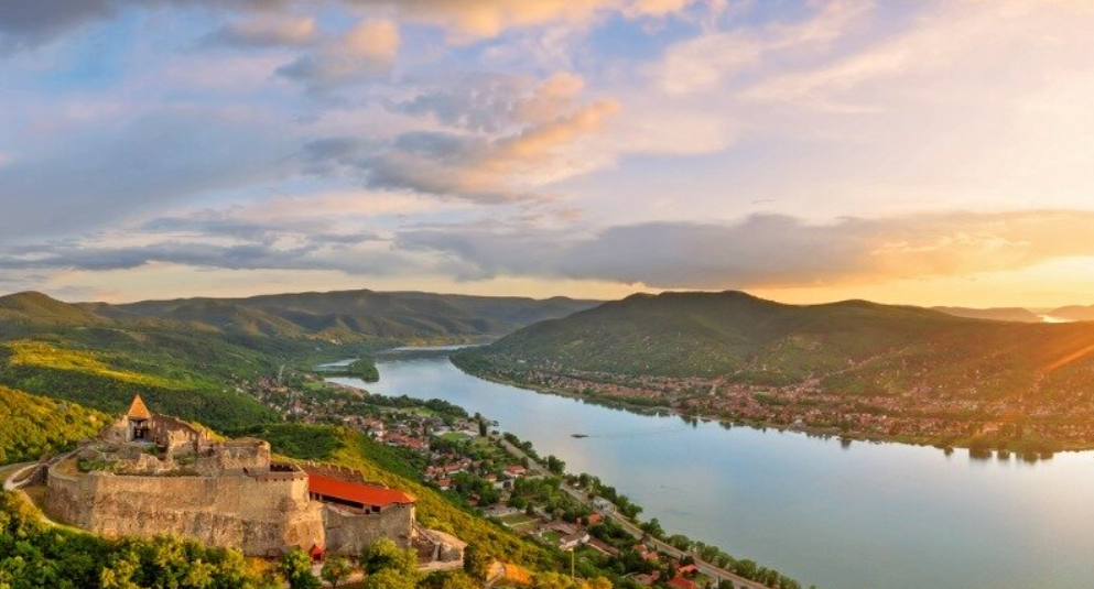 Secret 5* Luxury Hosted Wine River Cruise - Image 3