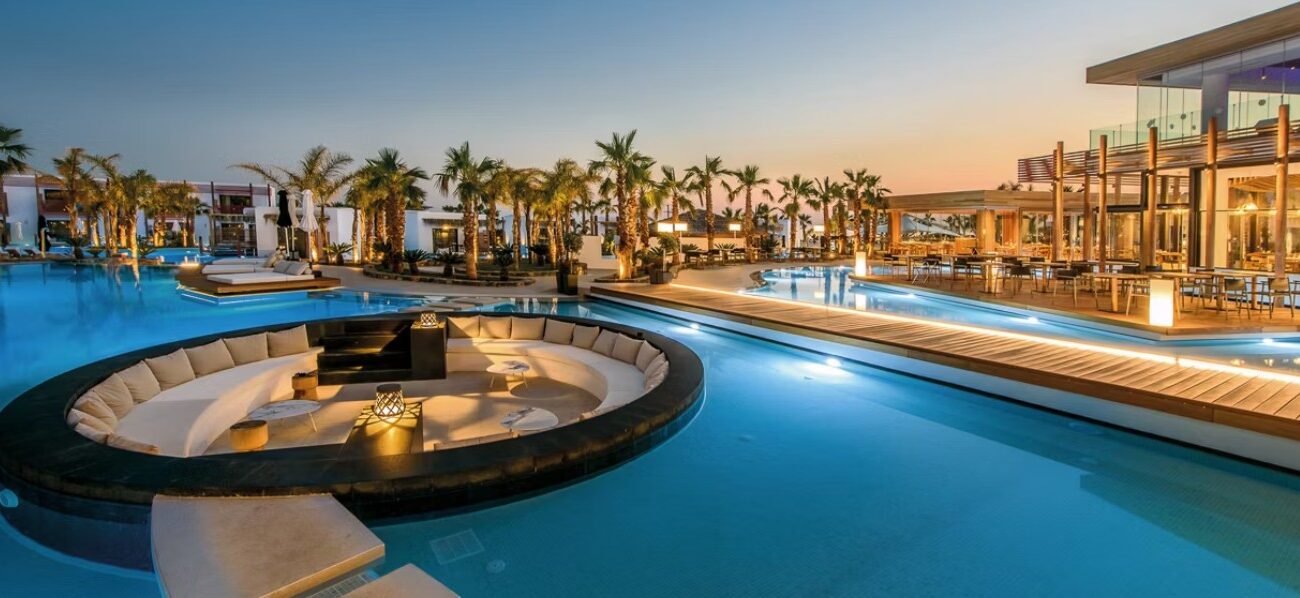 Swim Up Room at Stella Island Luxury Resort & Spa - Image 3