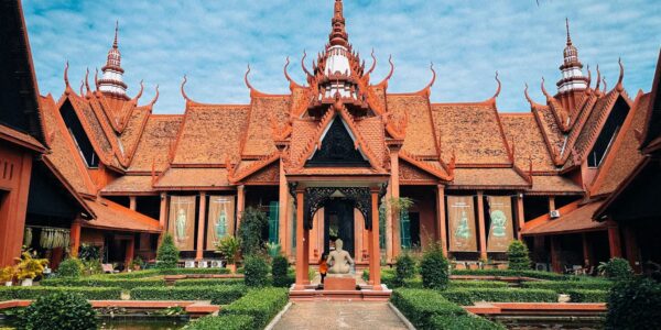 Spring Cambodia Twin Centre: PHNOM PENH & SIEM REAP