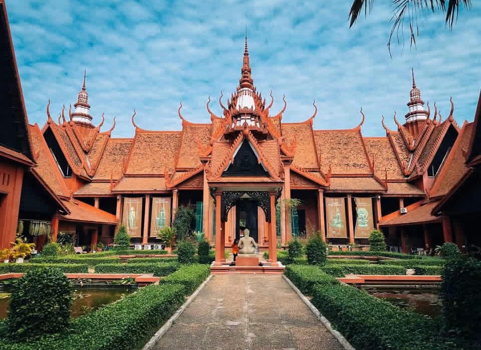 Spring Twin Centre NInja Break to CAMBODIA - Image 1