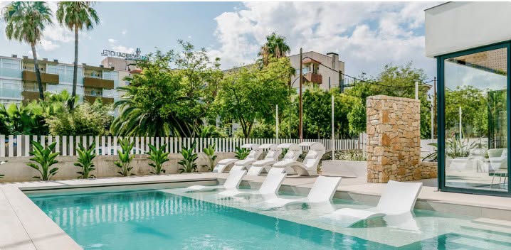 Adults Only Boutique Luxury in Cambrils Spain - Image 1