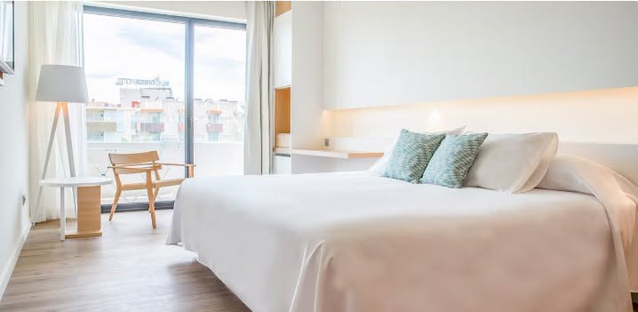 Adults Only Boutique Luxury in Cambrils Spain - Image 2