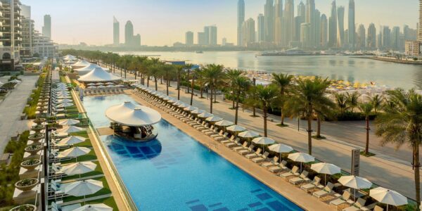 Dubai Luxury Autumn NInja Getaway Break