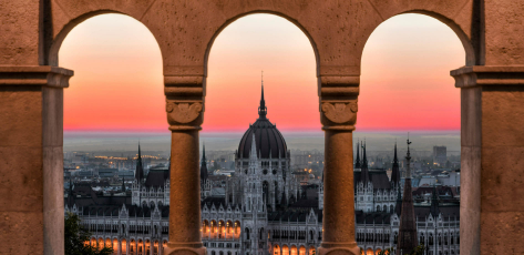 BUDAPEST 5* Luxury CHRISTMAS MARKET