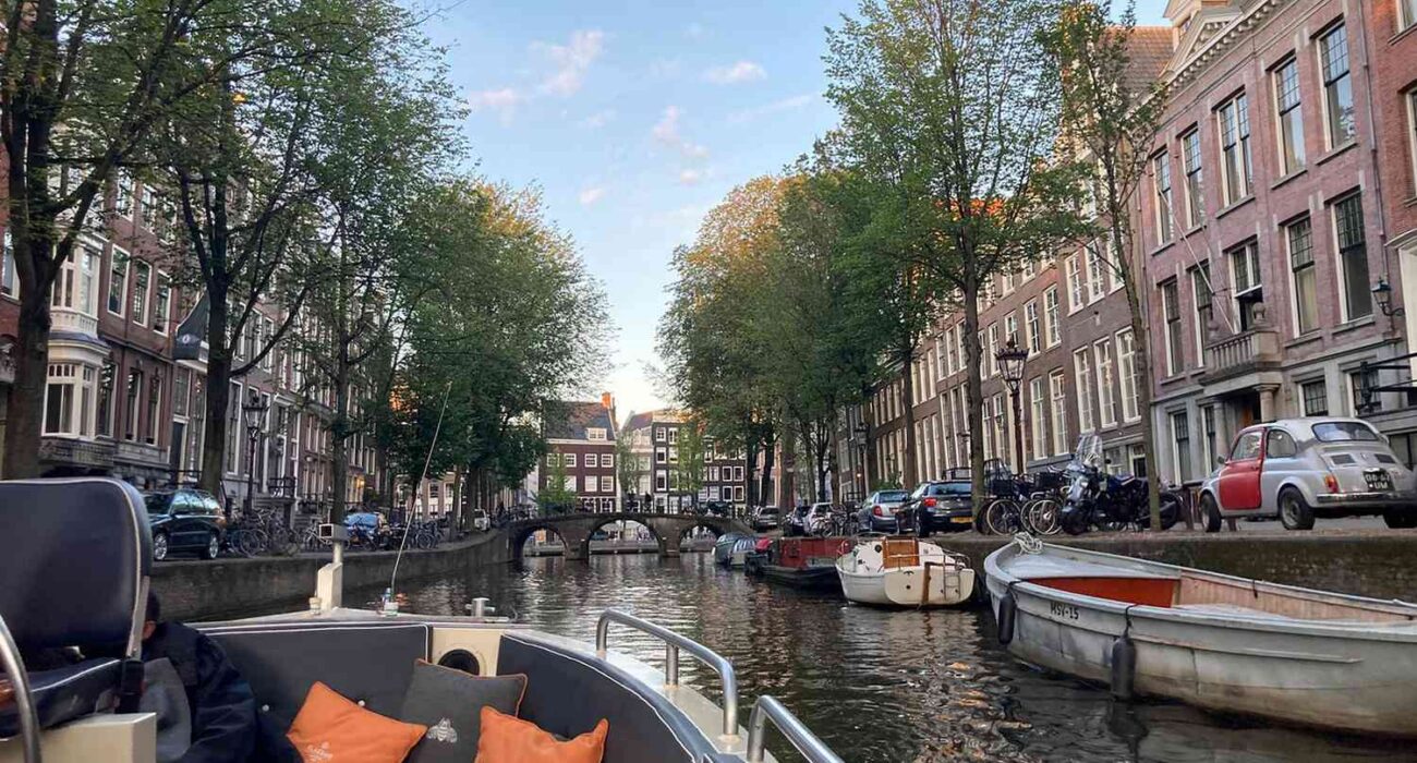 AMSTERDAM and CITY CANAL CRUISE - Image 2