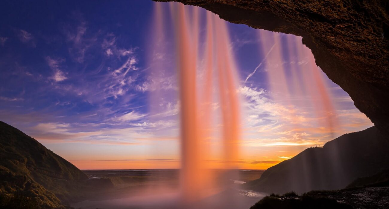 BUCKET LIST Iceland Winter Trip with Northern Lights - Image 2