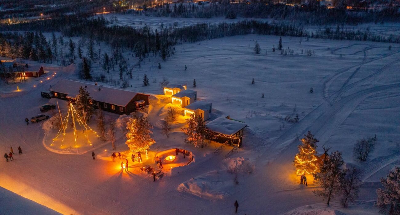 BUCKET LIST Family Lapland Experience - Image 3