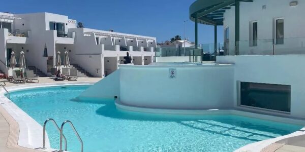Lanzarote September Sunshine Getaway Break