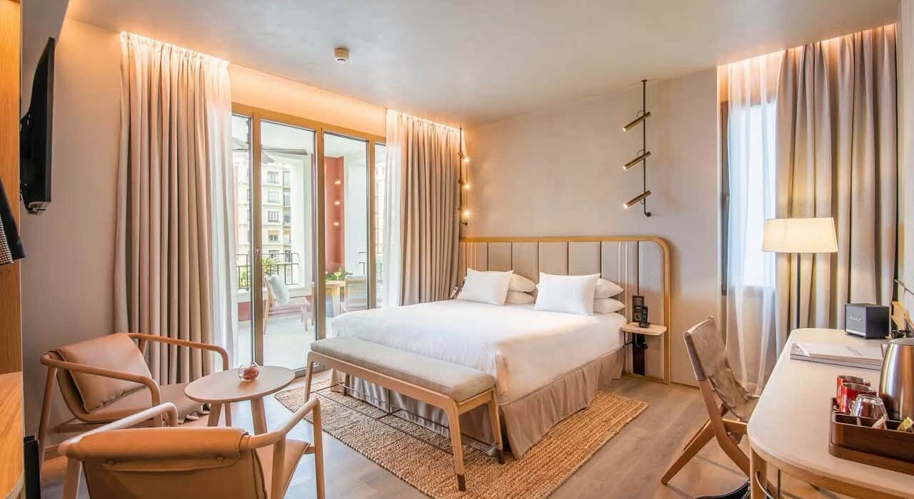 Luxury 5* Malaga Spain Spring City Break - Image 3