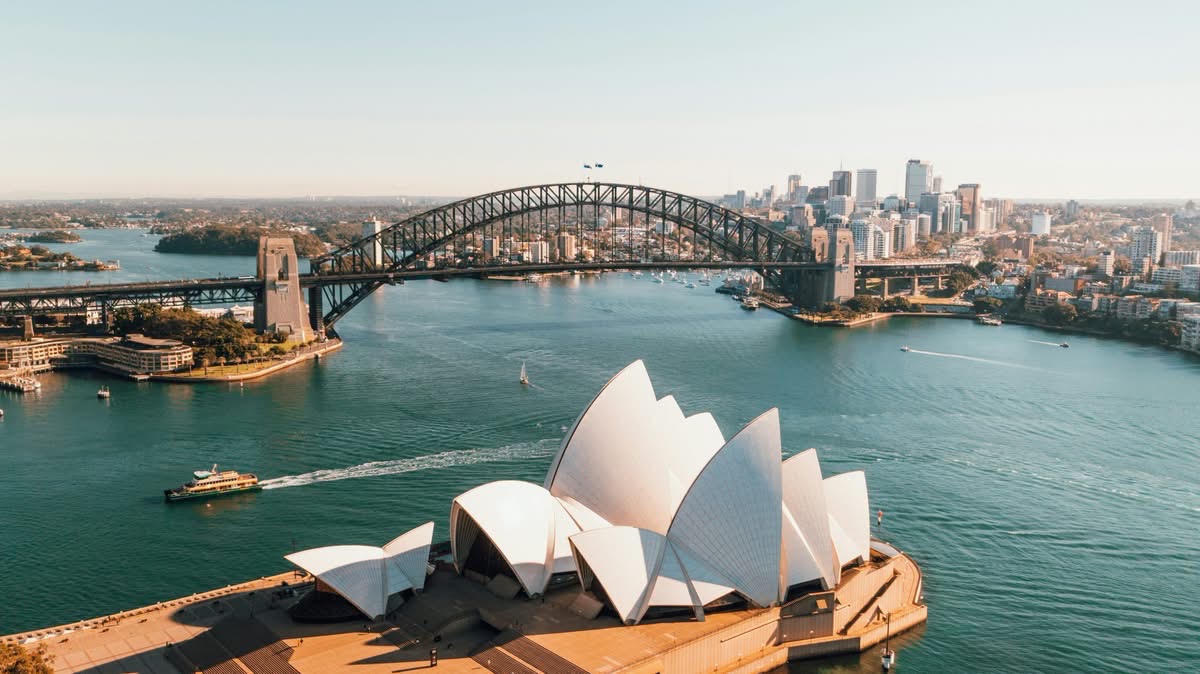 Australia Spring FOUR STOP Adventure Hols - Image 1