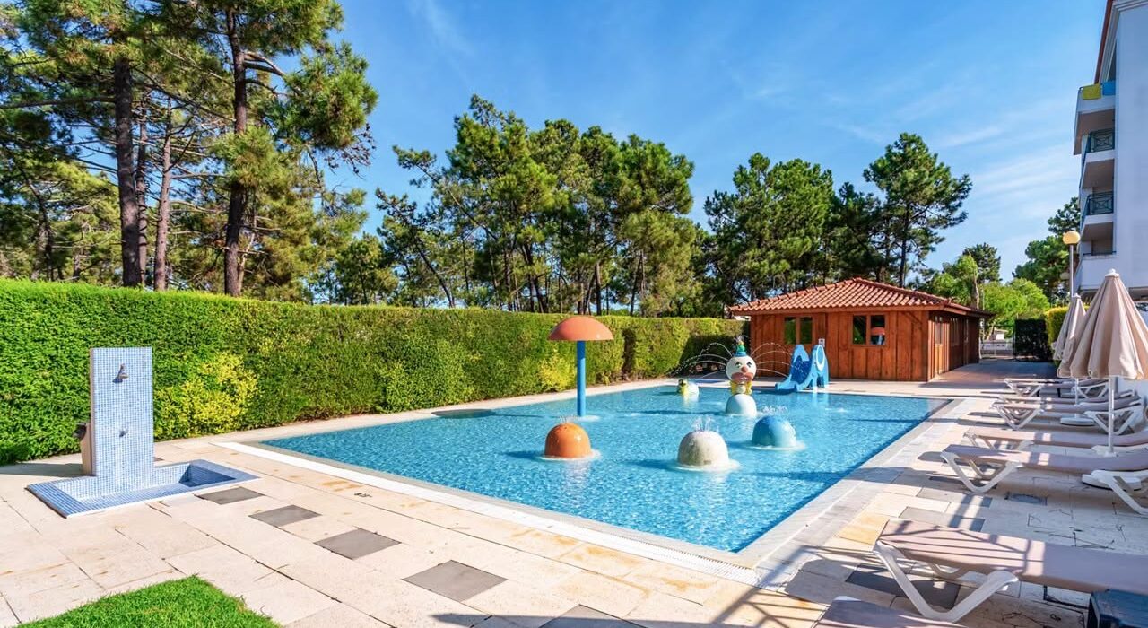 LAST MIN Algarve Portugal Family VALUE Hols - Image 1