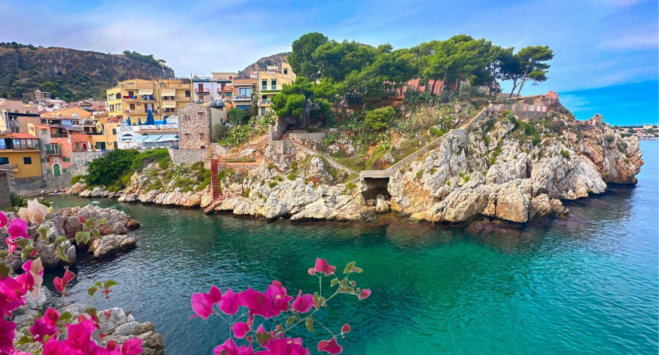 Summer in Sicily with Food and Pizza Tour - Image 1
