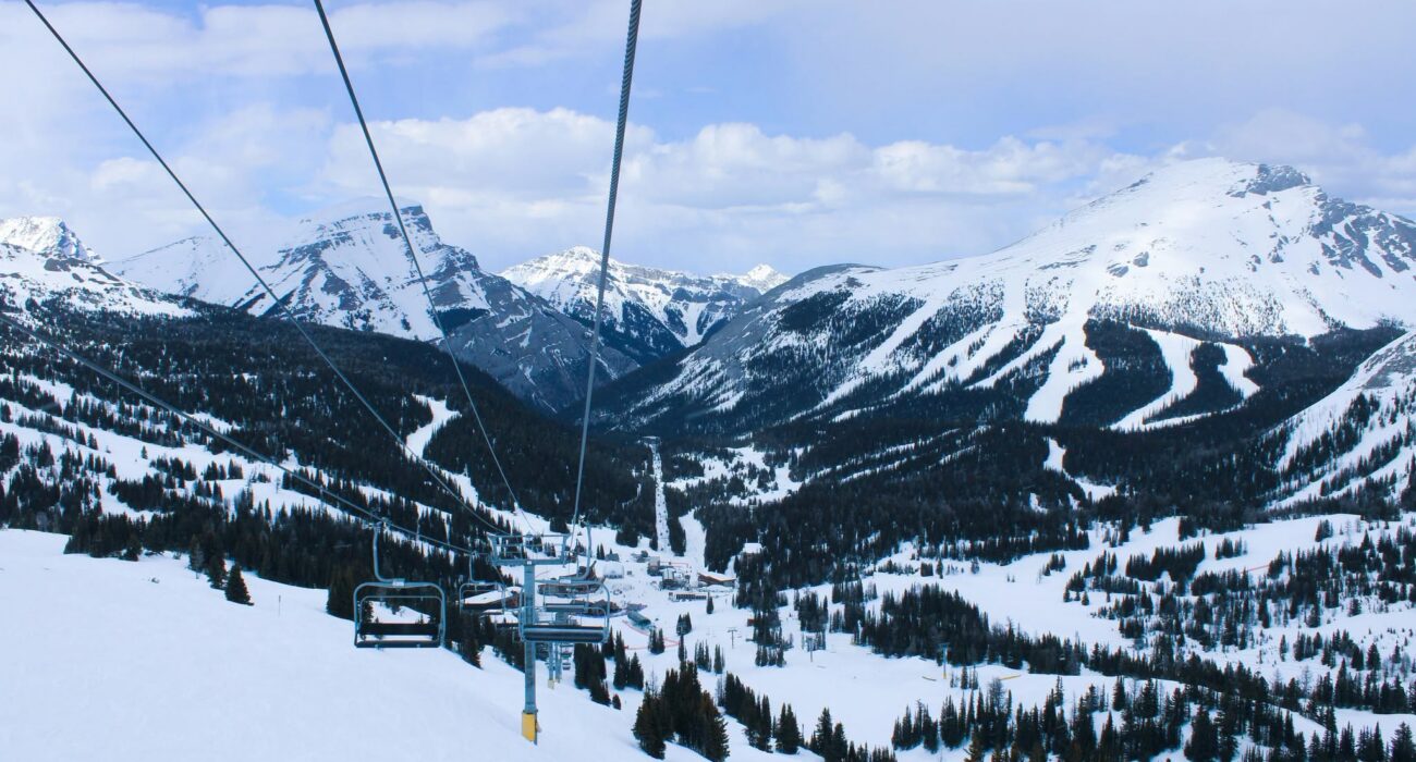 Canadian Rockies – BUCKET LIST Ski in Banff - Image 2