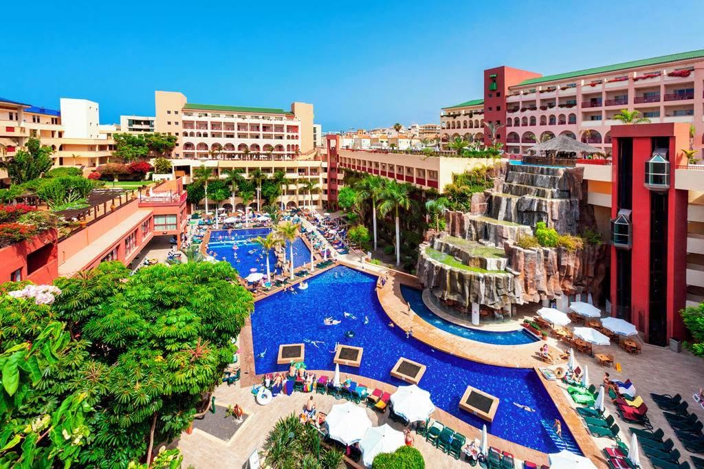 Tenerife Family of 4 Winter BARGAIN Break - Image 1