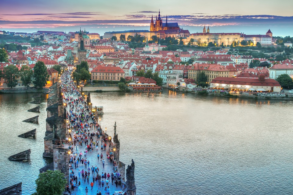 Autumn Short Break Offer to 5* Prague - Image 2