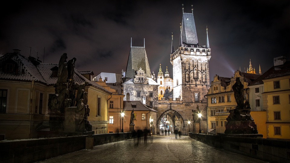 Autumn Short Break Offer to 5* Prague - Image 3