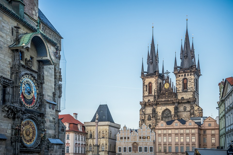 Autumn Short Break Offer to 5* Prague - Image 4