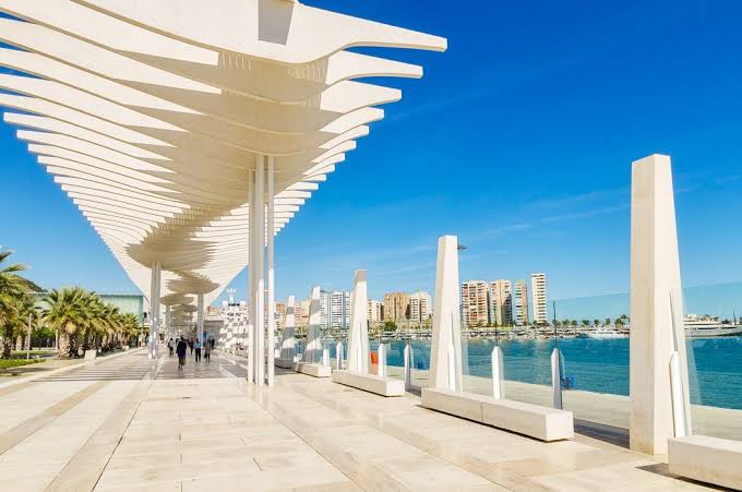 Malaga City Break – Grab the Girls!! - Image 4