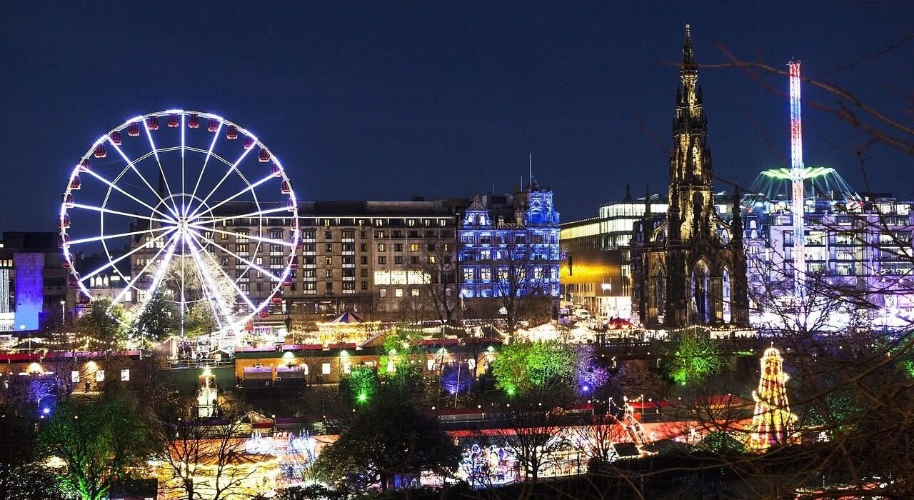 Edinburgh Christmas Market Short Break Offer - Image 1