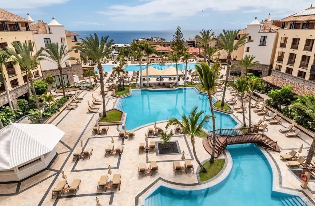 Late November 5* Tenerife Mini Break Offer - Image 3