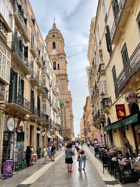 Malaga City Break – Grab the Girls!! - Image 2