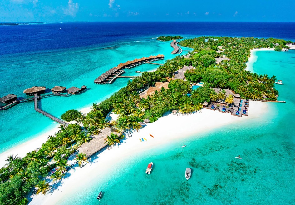 BUSINESS CLASS MALDIVES WINTER ESCAPE - Image 1