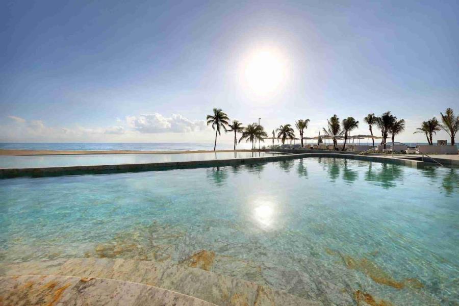 5* MEXICO PREMIUM ECONOMY DIRECT FROM BELFAST - Image 1