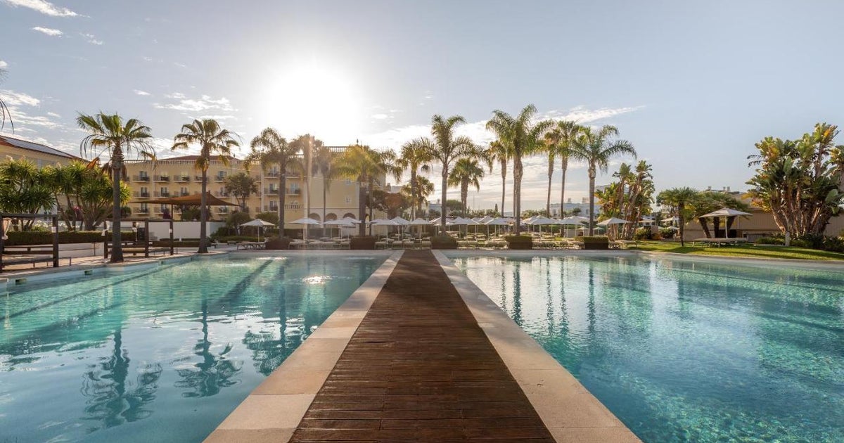 ALGARVE PORTUGAL 5* AUTUMN ESCAPE - Image 1