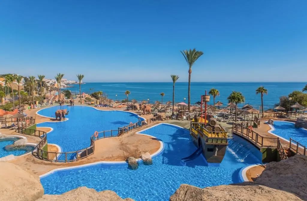 Spend Christmas in Costa Del Sol Sunshine - Image 1