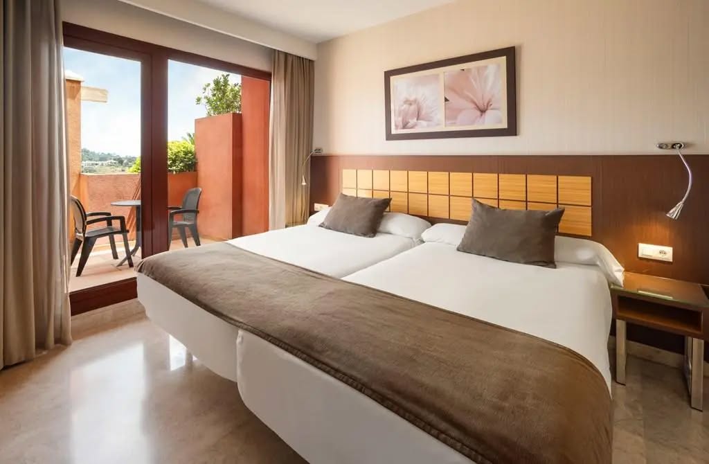Spend Christmas in Costa Del Sol Sunshine - Image 2