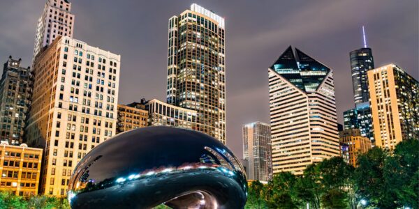 Chicago Winter City Break with Ice Hockey Game