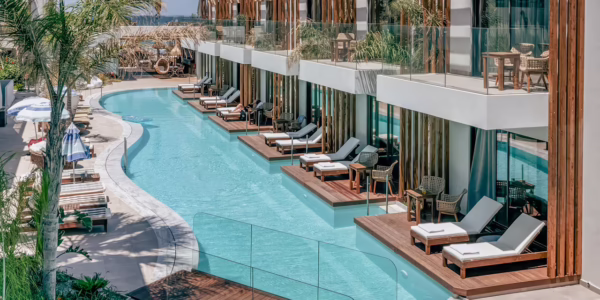 October Crete Swim up Suite NInja Escape