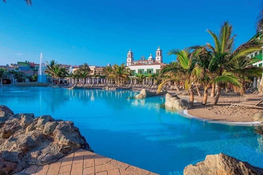 Early October Luxury 5* Gran Canaria Short Break - Image 1