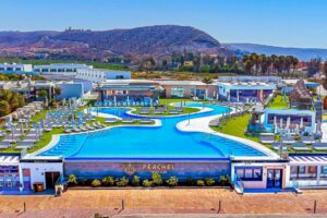 Gran Canaria LAST MIN Larger Family Summer Hols