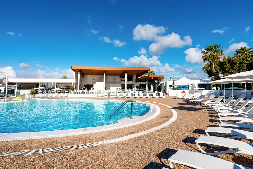 LANZAROTE FAMILY WINTER GETAWAY - Image 1