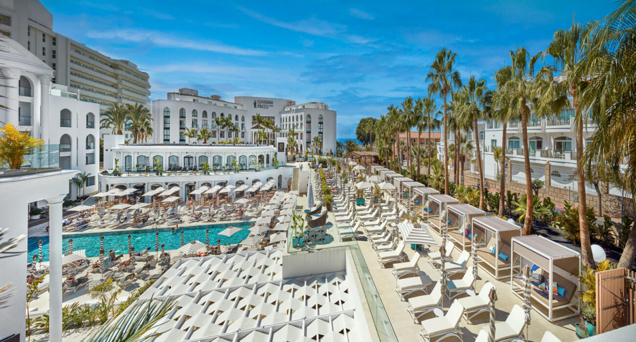 INSTAGRAM HEAVEN IN 5* TENERIFE - Image 2