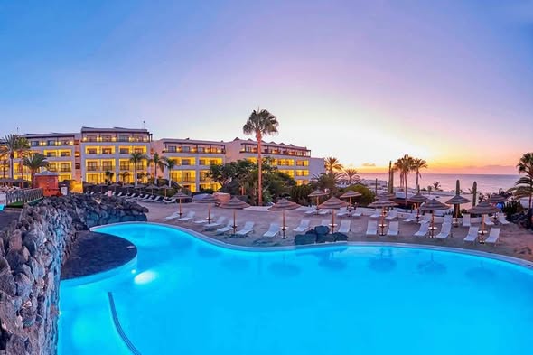 Adult Only 5* Lanzarote September Sizzler - Image 1