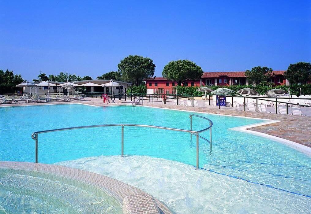 LAST MIN Family Lake Garda Italy NInja Specials - Image 2