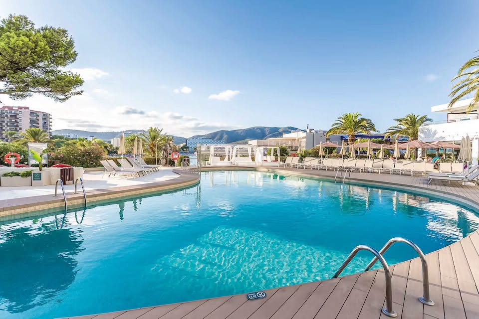 SOLO TRAVEL SPECIAL: Majorca 5* Sunshine - Image 1
