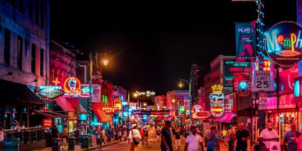 Nashville and Memphis with Elvis Graceland Experience