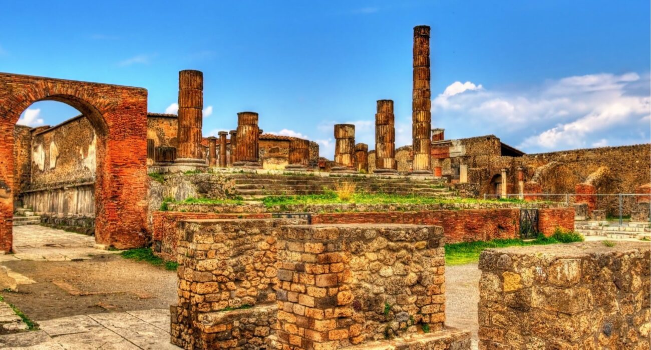 Naples Italy Short Break with Pompeii Tour Included - Image 1