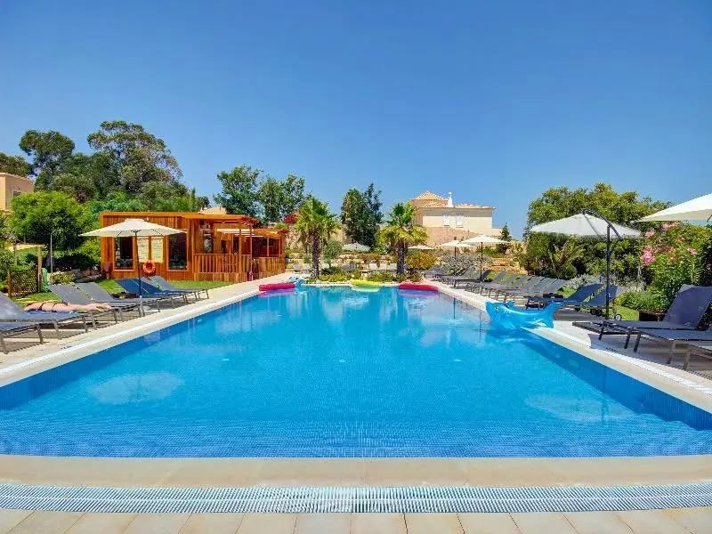 Algarve Portugal Halloween BARGAIN Family Sunshine - Image 3