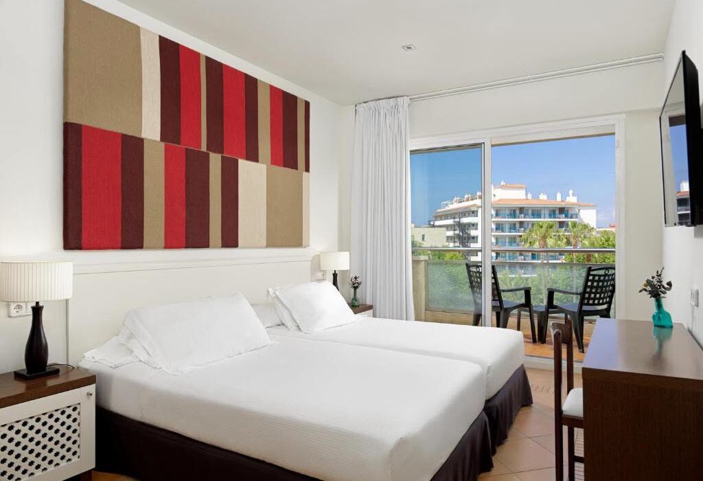 Autumn Sunshine Adults Only 4* Salou Spain - Image 3