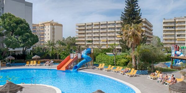 Salou Spain 2027 Early Booker Summer Hols