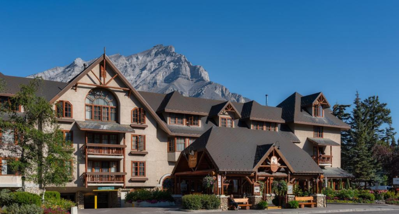 BANFF, EMERALD LAKE, JASPER, LAKE LOUISE & CALGARY - Image 2
