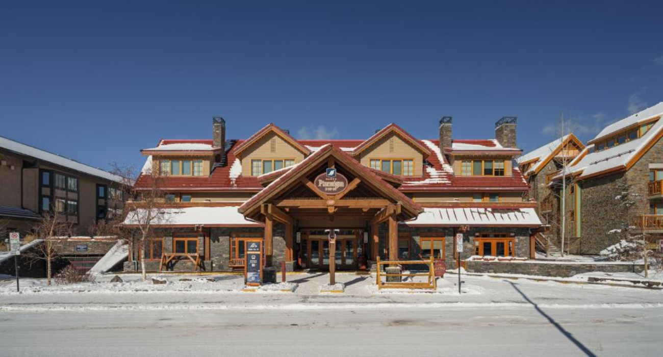 Ski in Banff + Jasper – The Heart of the Canadian Rockies - Image 3
