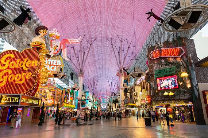 NEW YEAR CELEBRATIONS IN LAS VEGAS - Image 3